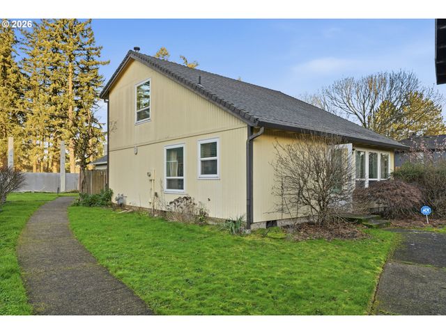 16641 Se NAEGELI Dr, Portland, OR 97236