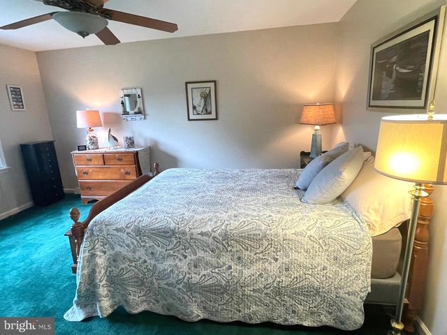 215 STEFFIE DR, Mount Wolf, PA 17347