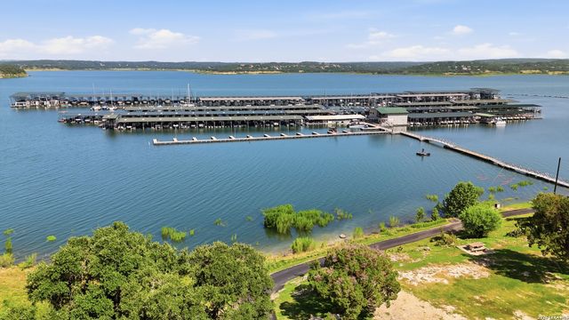 142 Bluejay Ct, Canyon Lake, TX 78133