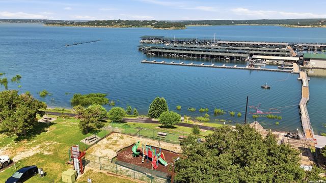 142 Bluejay Ct, Canyon Lake, TX 78133