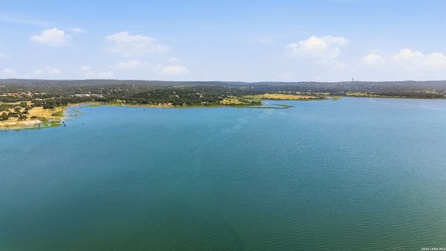 142 Bluejay Ct, Canyon Lake, TX 78133