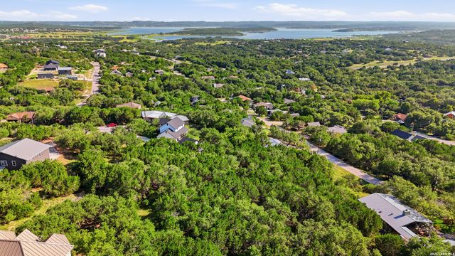 142 Bluejay Ct, Canyon Lake, TX 78133