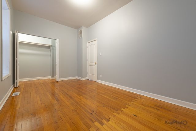 7750 S Saginaw Avenue 1, Chicago, IL 60649