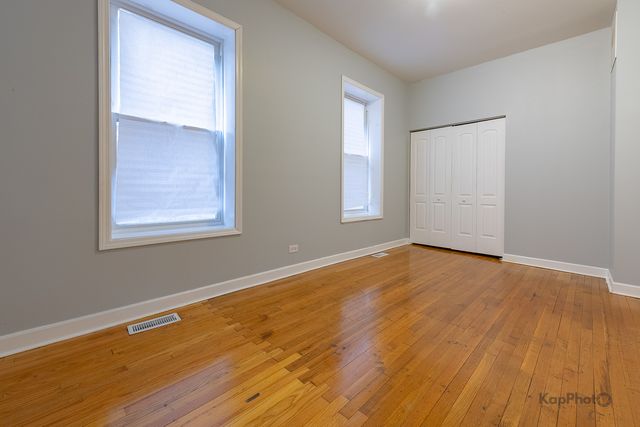 7750 S Saginaw Avenue 1, Chicago, IL 60649