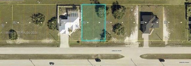 2223 embers pkwy w, Cape Coral, FL 33993