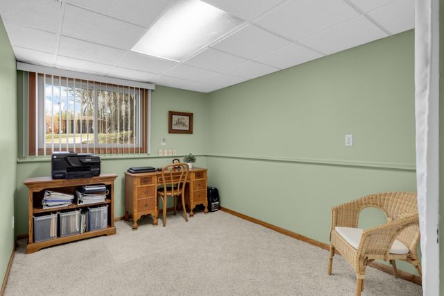 900 Garrison Court, Burnsville, MN 55337