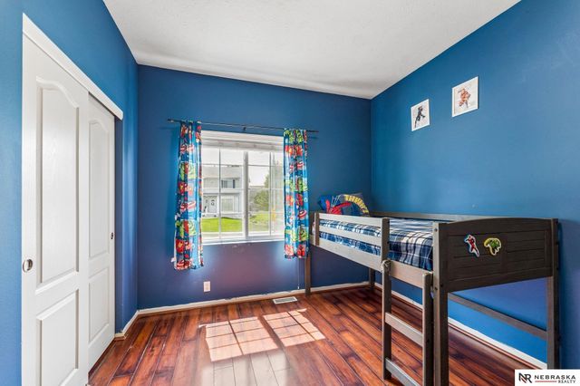 1507 Ridgeview Drive, Papillion, NE 68046