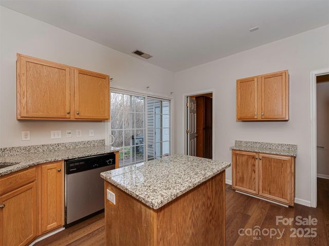 3427 Calpella Court, Charlotte, NC 28262