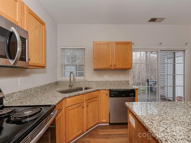 3427 Calpella Court, Charlotte, NC 28262