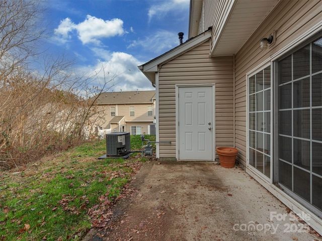 3427 Calpella Court, Charlotte, NC 28262