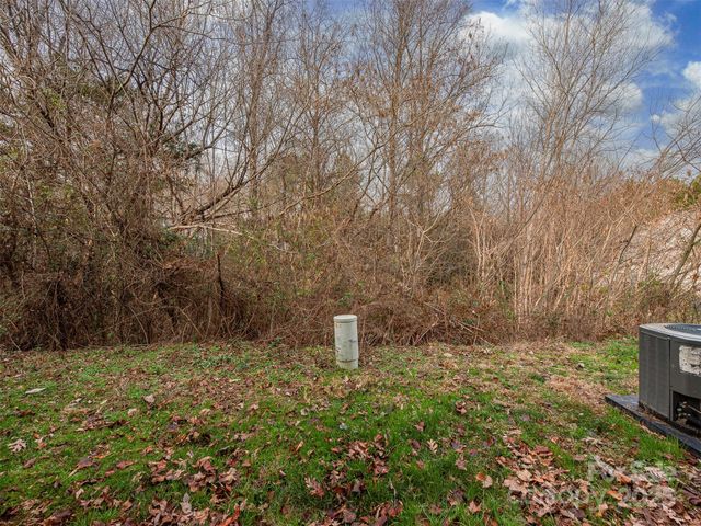 3427 Calpella Court, Charlotte, NC 28262