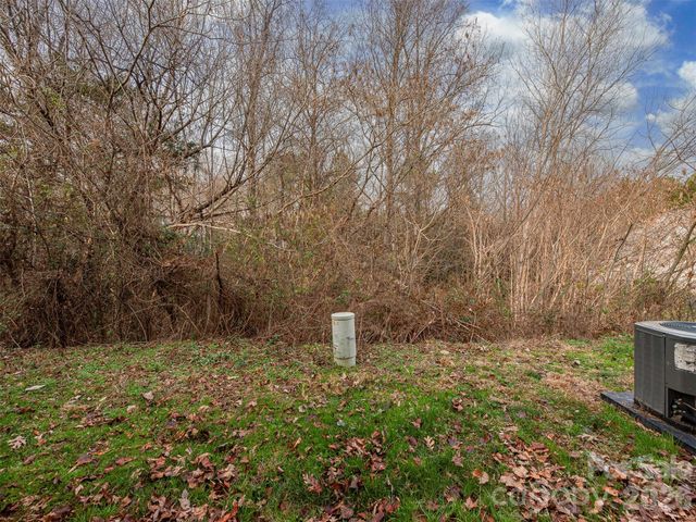 3427 Calpella Court, Charlotte, NC 28262