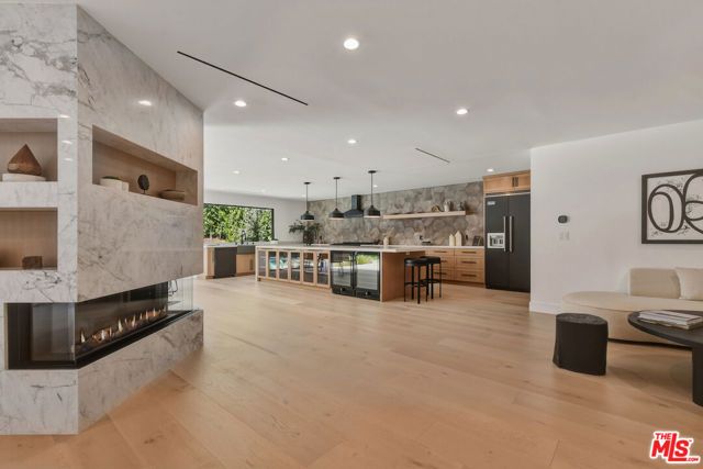 3721 Woodcliff Road, Sherman Oaks, CA 91403