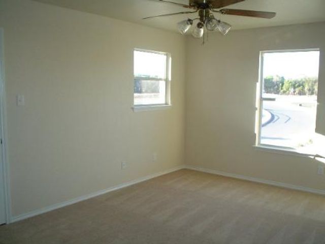 2 BEDFORD BAY, San Antonio, TX 78239