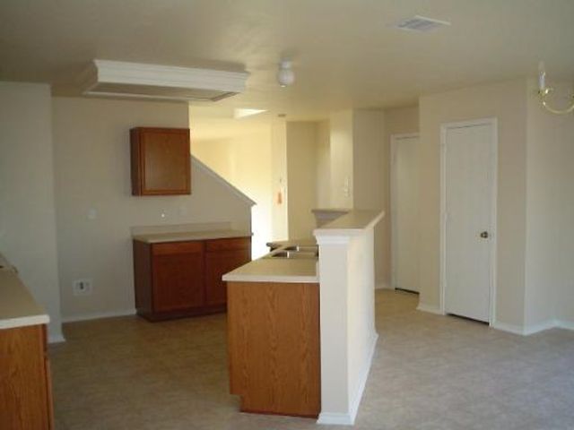 2 BEDFORD BAY, San Antonio, TX 78239