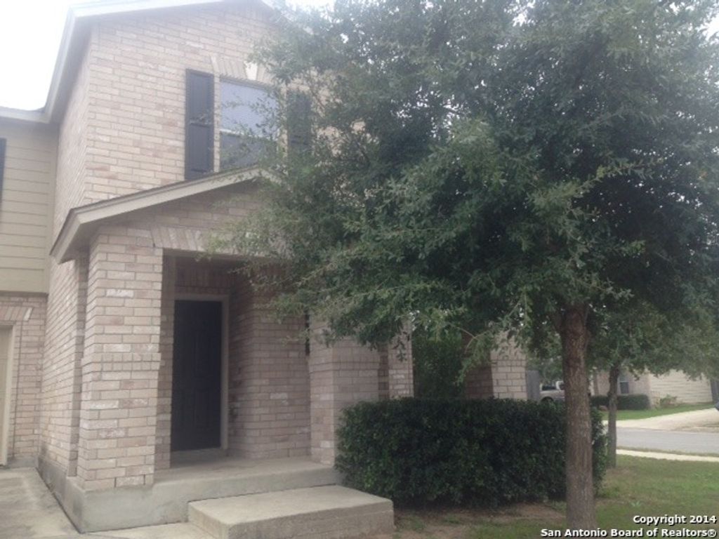 2 BEDFORD BAY, San Antonio, TX 78239