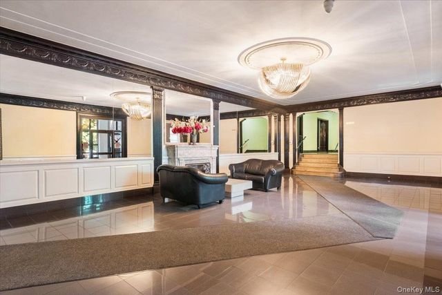 99-45 67th Road 218, Forest Hills, NY 11375