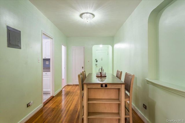 99-45 67th Road 218, Forest Hills, NY 11375