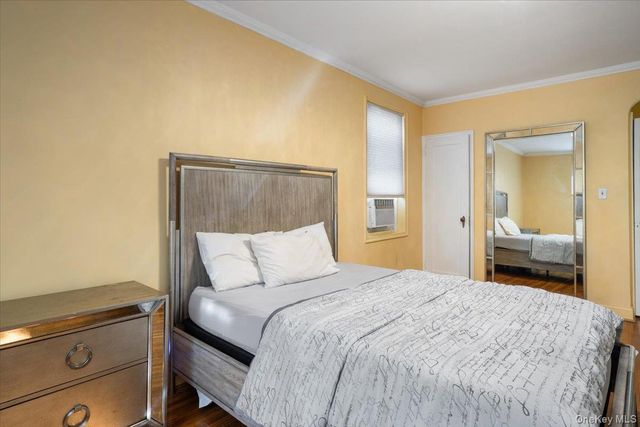 99-45 67th Road 218, Forest Hills, NY 11375