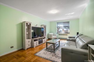99-45 67th Road 218, Forest Hills, NY 11375