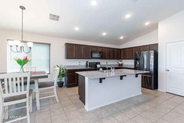 738 W Jardin Drive, Casa Grande, AZ 85122