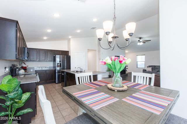 738 W Jardin Drive, Casa Grande, AZ 85122