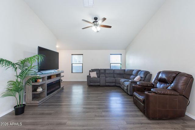 738 W Jardin Drive, Casa Grande, AZ 85122