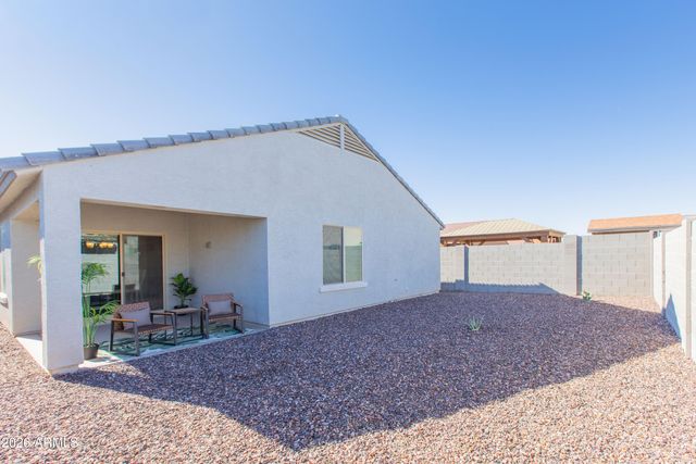 738 W Jardin Drive, Casa Grande, AZ 85122