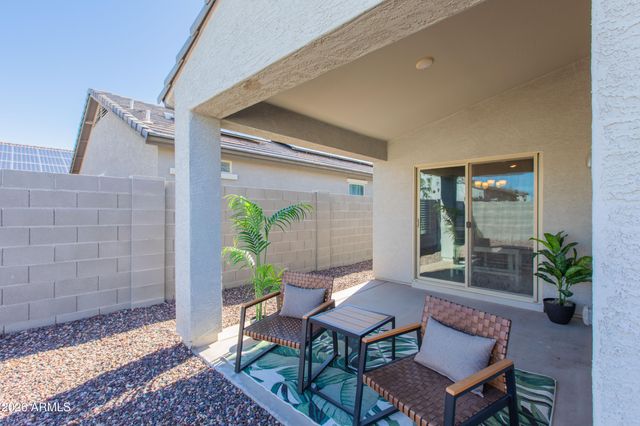 738 W Jardin Drive, Casa Grande, AZ 85122