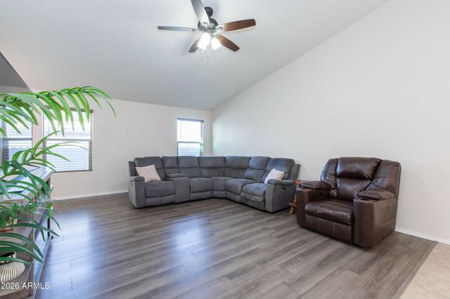 738 W Jardin Drive, Casa Grande, AZ 85122