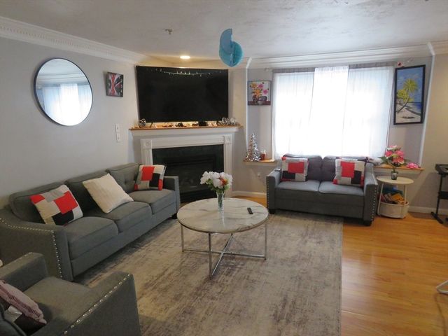 446 Westford St 1, Lowell, MA 01851