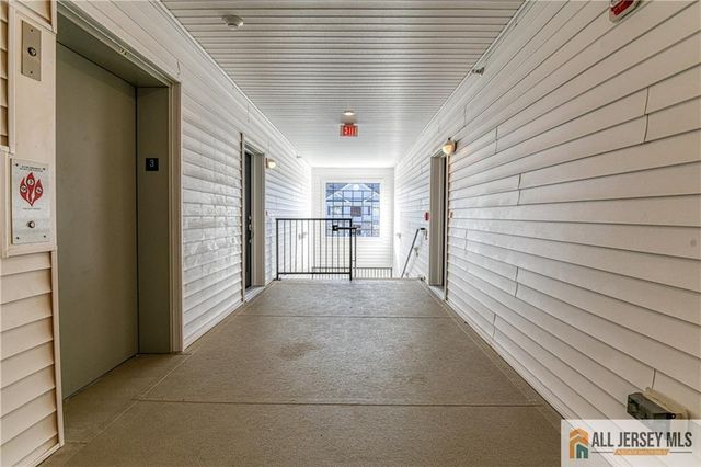 734 Stiller Lane, Monroe, NJ 08831