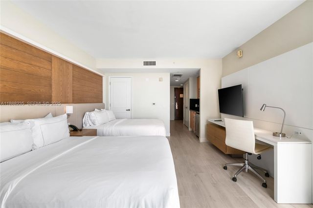 505 N Fort Lauderdale Beach Boulevard 1215, Fort Lauderdale, FL 33304