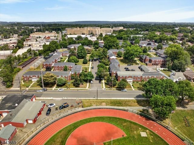 29 W Roselle Ave B, Roselle Park Boro, NJ 07204