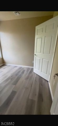 790 E 18Th St, Paterson City, NJ 07501