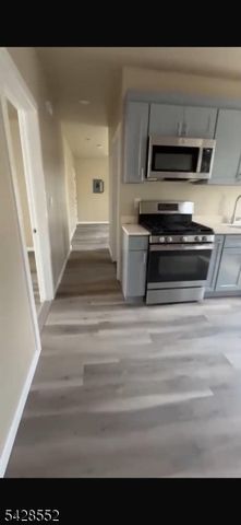 790 E 18Th St, Paterson City, NJ 07501