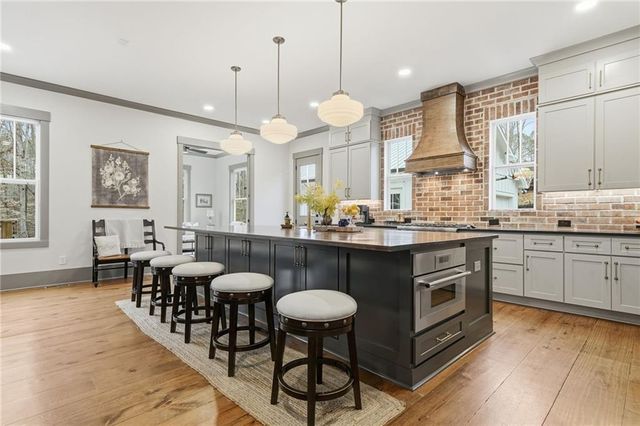 881 Arnold Mill Road, Woodstock, GA 30188