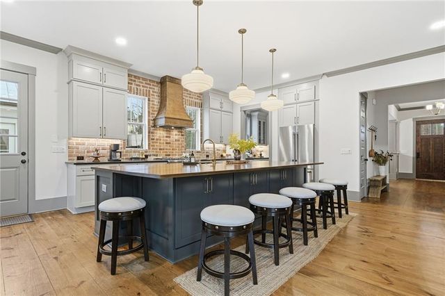 881 Arnold Mill Road, Woodstock, GA 30188