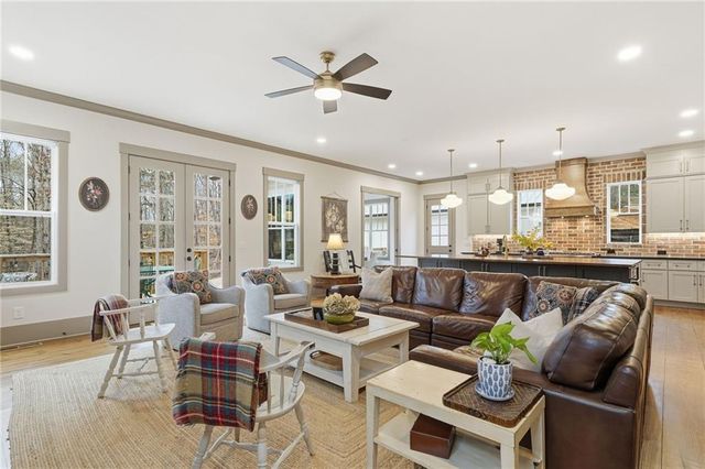 881 Arnold Mill Road, Woodstock, GA 30188