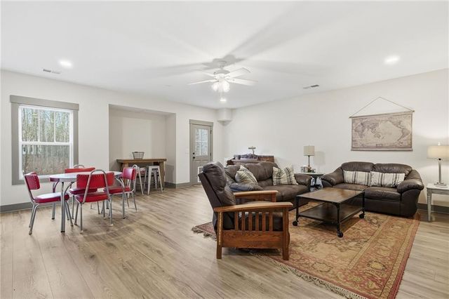 881 Arnold Mill Road, Woodstock, GA 30188