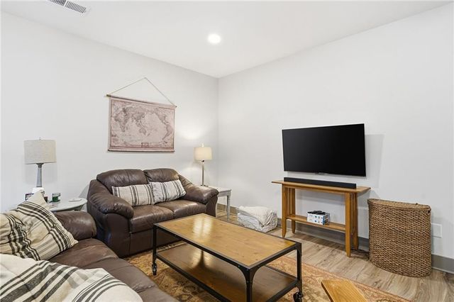 881 Arnold Mill Road, Woodstock, GA 30188