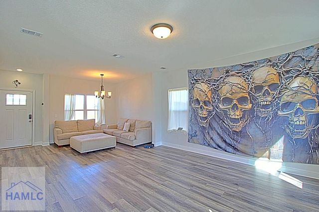 430 Rutledge Drive, Hinesville, GA 31313