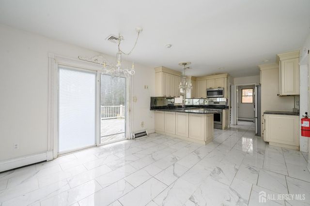 9 Southfork Drive, Jackson, NJ 08527