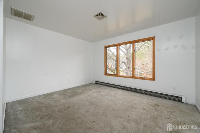 9 Southfork Drive, Jackson, NJ 08527