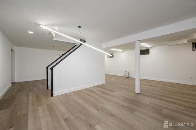 9 Southfork Drive, Jackson, NJ 08527