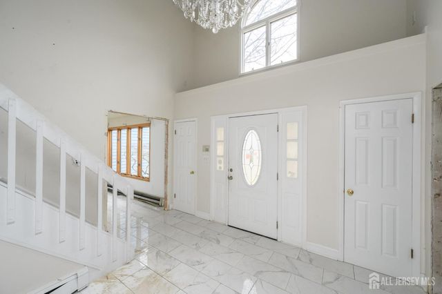 9 Southfork Drive, Jackson, NJ 08527