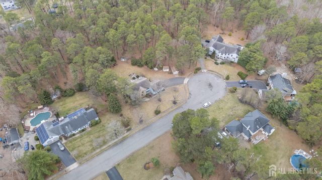 9 Southfork Drive, Jackson, NJ 08527