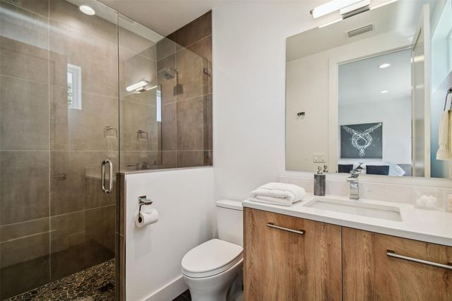 2306 W TEXAS AVENUE 3, Tampa, FL 33629