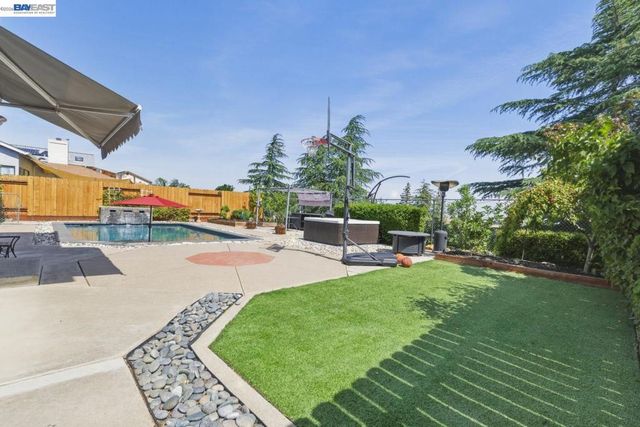 3917 Warbler Dr, Antioch, CA 94509