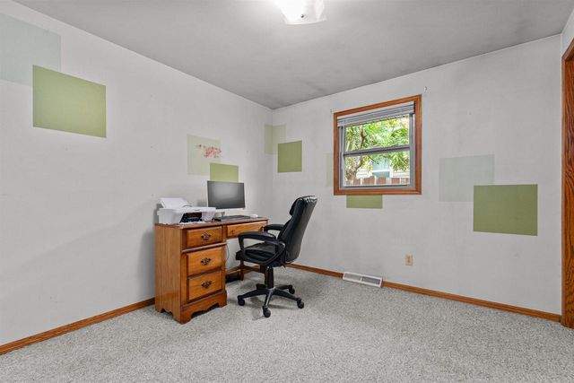 826 W WEILAND AVENUE, Appleton, WI 54914